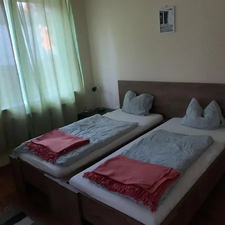 Apartment Ica Vendeghaz Sutto